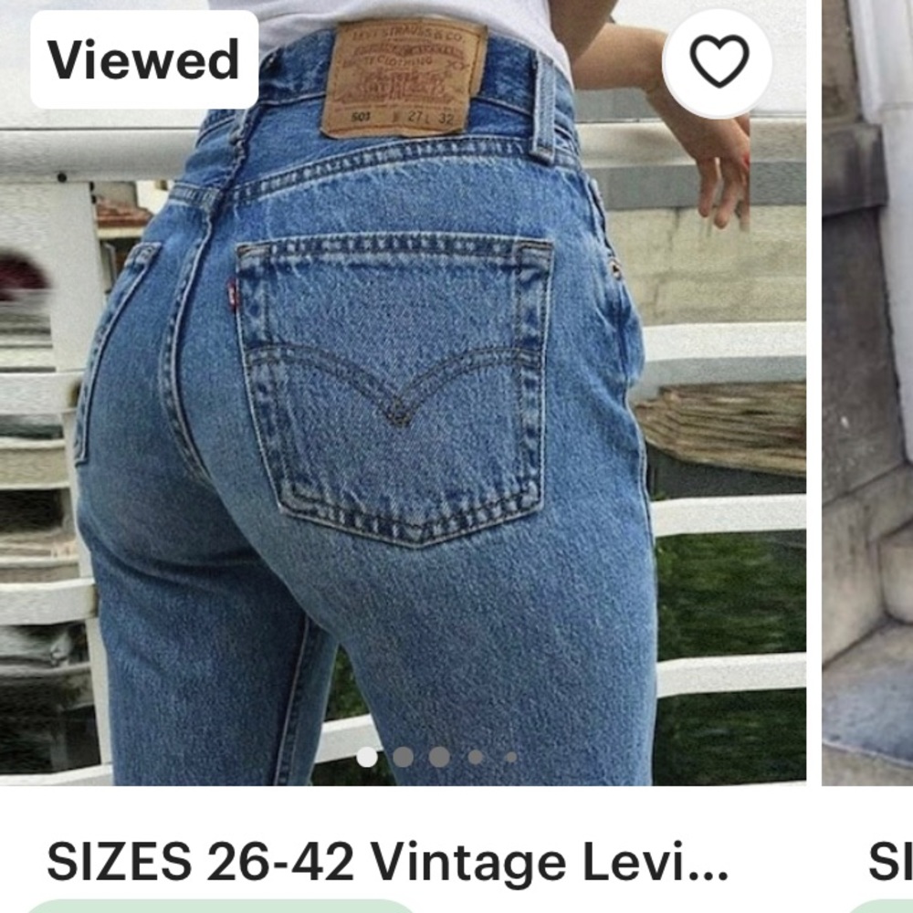 Levi’s vintage sizing 29x30 (current 26 waist inseam 29”) EXCELLENT CONDITION